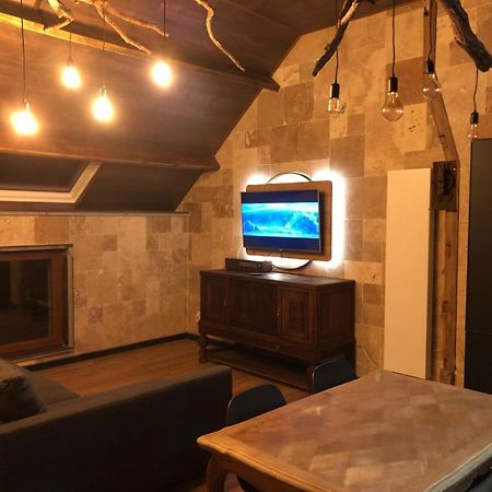 Chez Claude Appartement Cozy Climatise Pour 4 Personnes Tout Confort Ath Ngoại thất bức ảnh